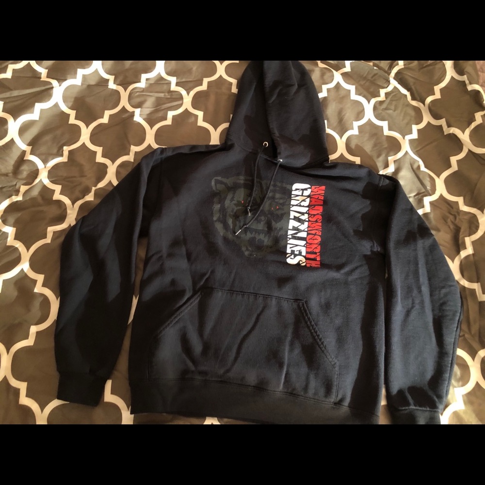 Wadsworth Grizzlies black hoodie size M